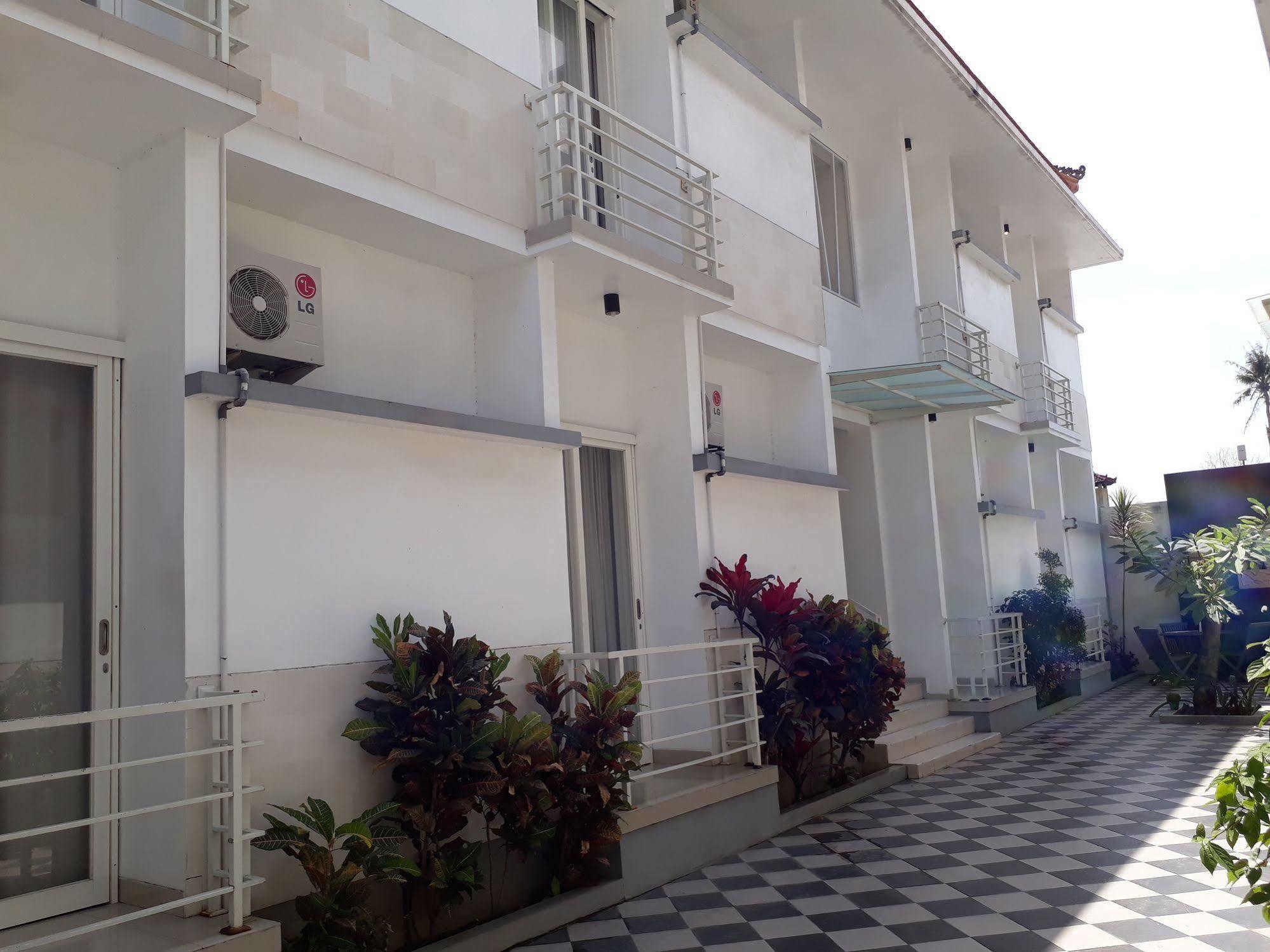 Kubu Anyar Hotel Kuta Lombok Exterior foto